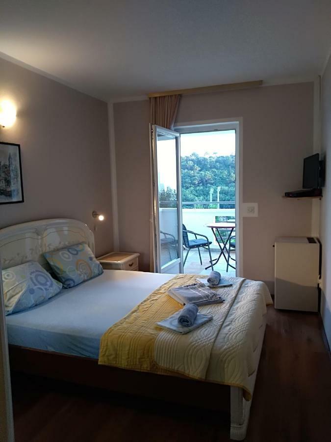 Apartmani Jovanovic Petrovazzo Esterno foto