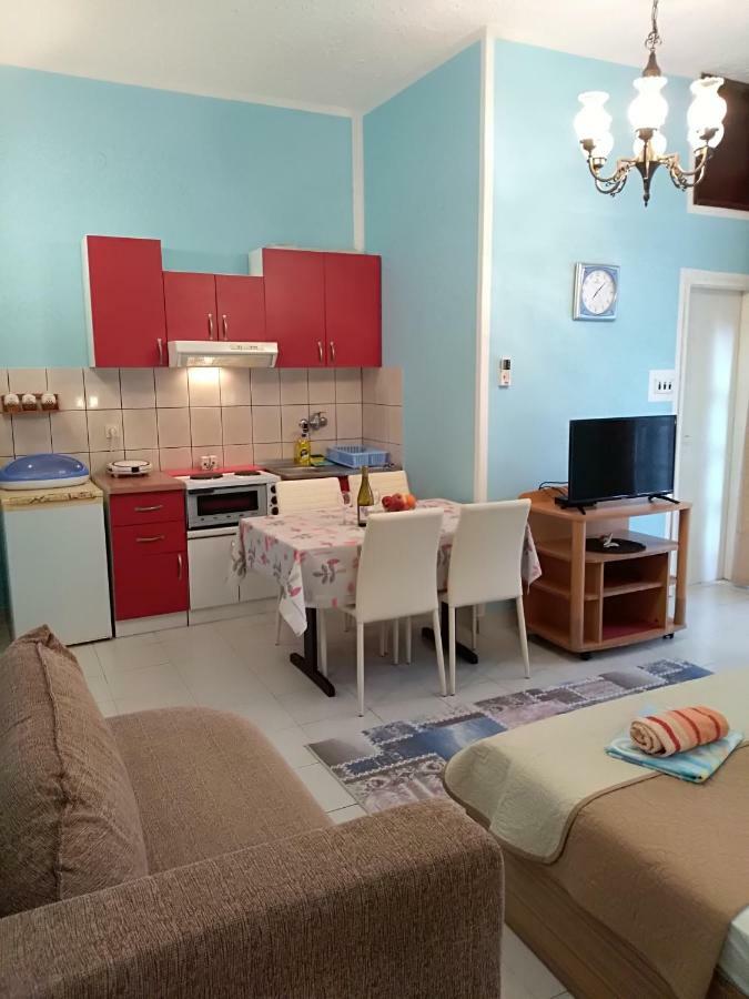 Apartmani Jovanovic Petrovazzo Esterno foto