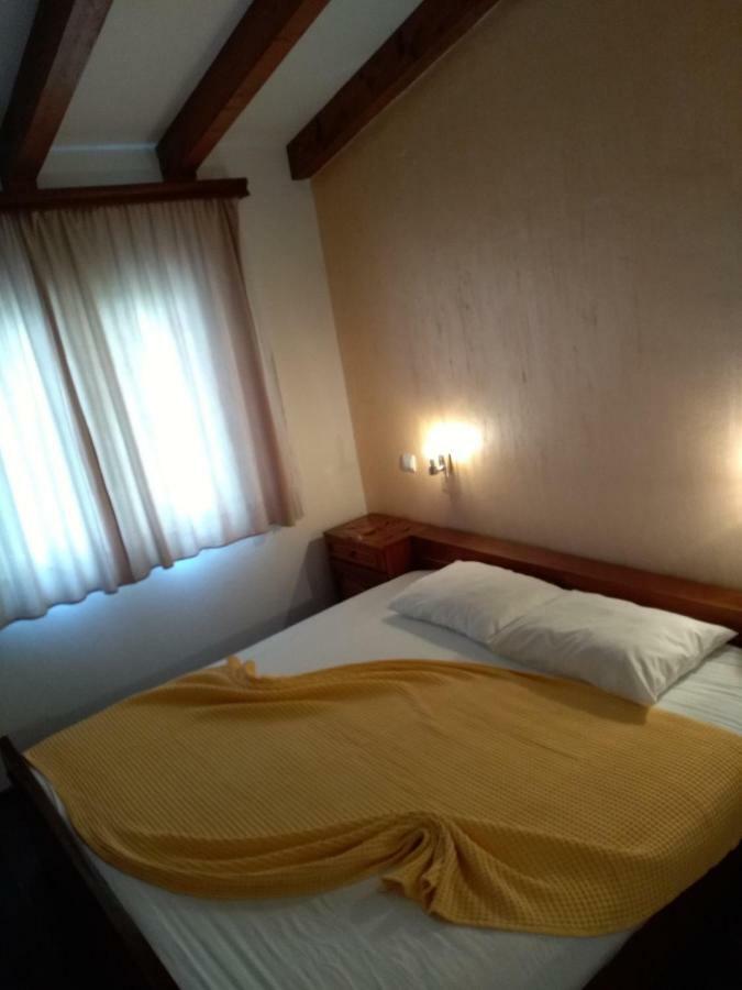 Apartmani Jovanovic Petrovazzo Esterno foto